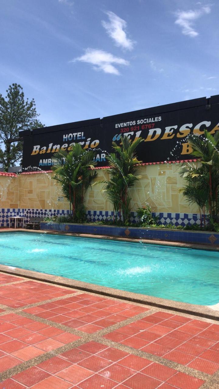 Hotel Y Balneario El Descanso Вільявісенсіо Екстер'єр фото
